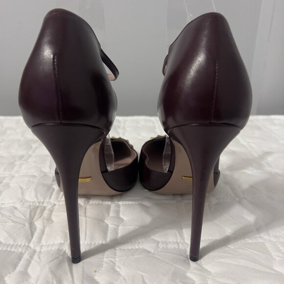 Gucci Coline Studded T-Strap Pumps Burgundy Gold Spikes Leather 40.5 Italy - Picture 6 of 15